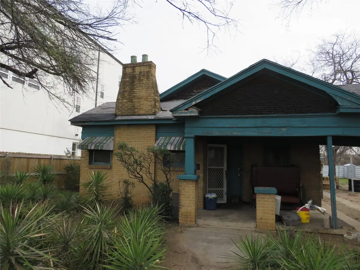 3638 Cleveland Street, Dallas, TX 75215 - Image #1