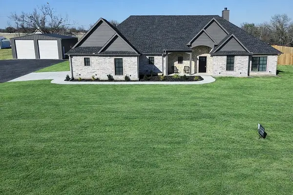 25 Pear Tree Lane, Collinsville, TX 76233