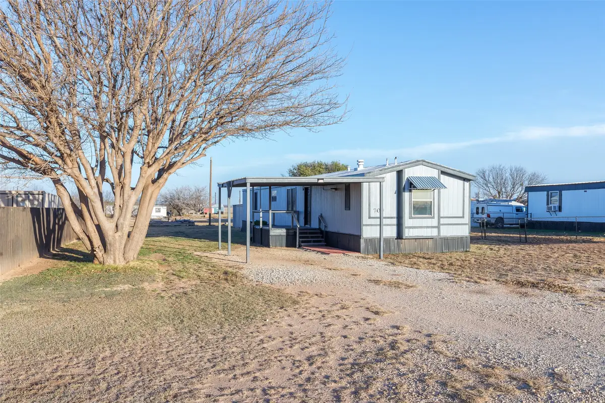 709 Gibson Street, Tye, TX 79603 - #1