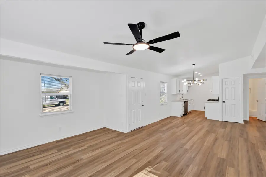 826 Jardin Drive, Mesquite, TX 75149 - Image #3