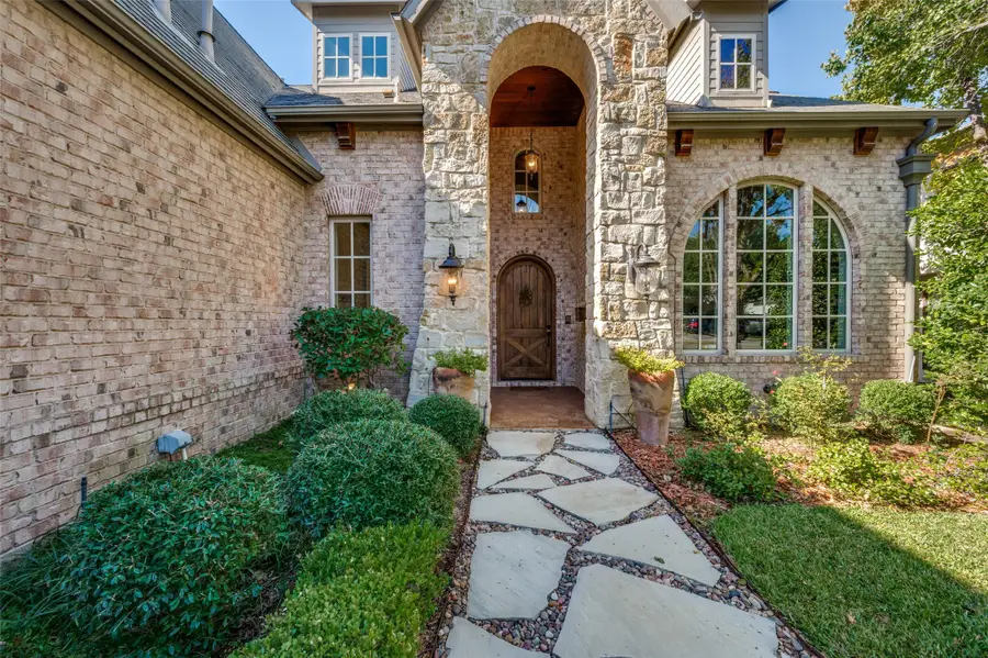 8605 Labron Avenue, Dallas, TX 75209 - Image #2