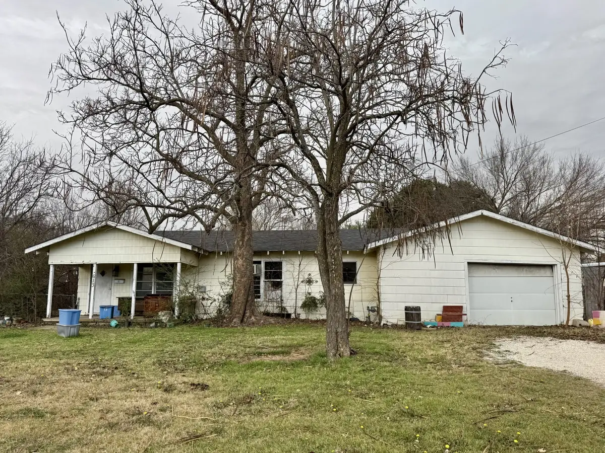 613 W Main Street, Crowley, TX 76036 - Image #1