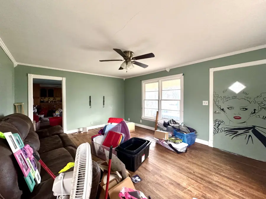 613 W Main Street, Crowley, TX 76036 - Image #3