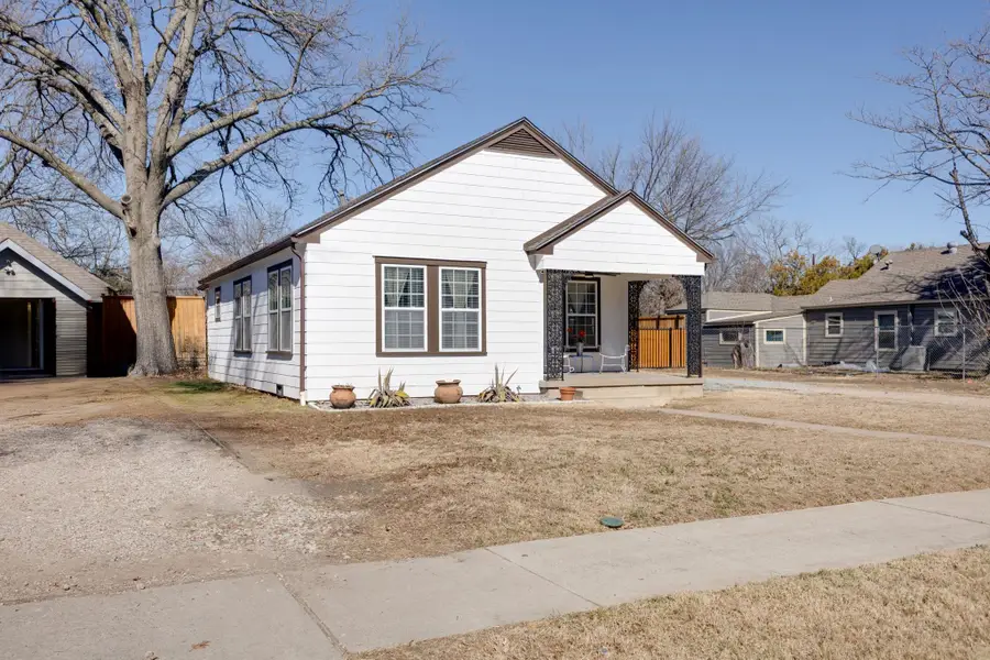 305 W Avenue Avenue E, Garland, TX 75040 - #3