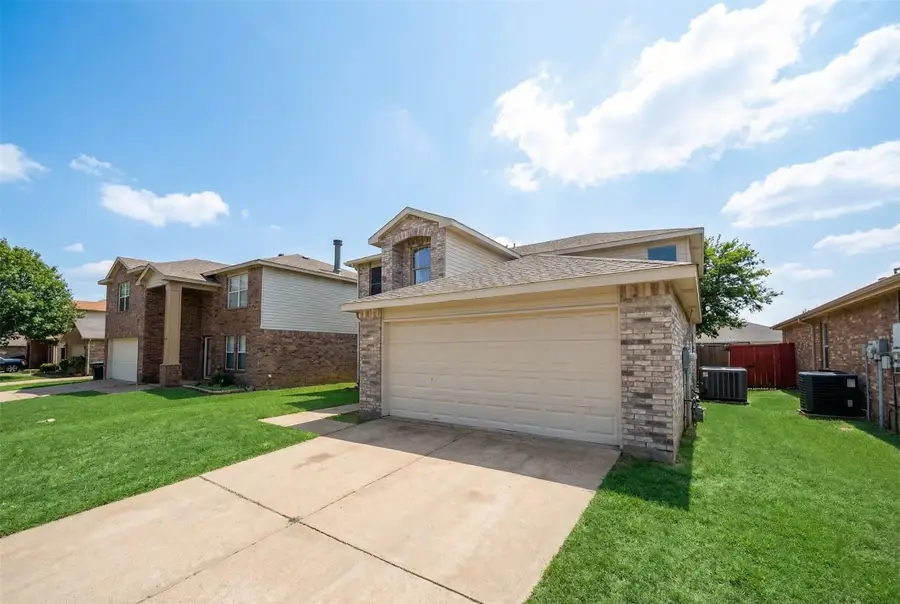 4241 Meadowknoll Drive, Fort Worth, TX 76123 - Image #3