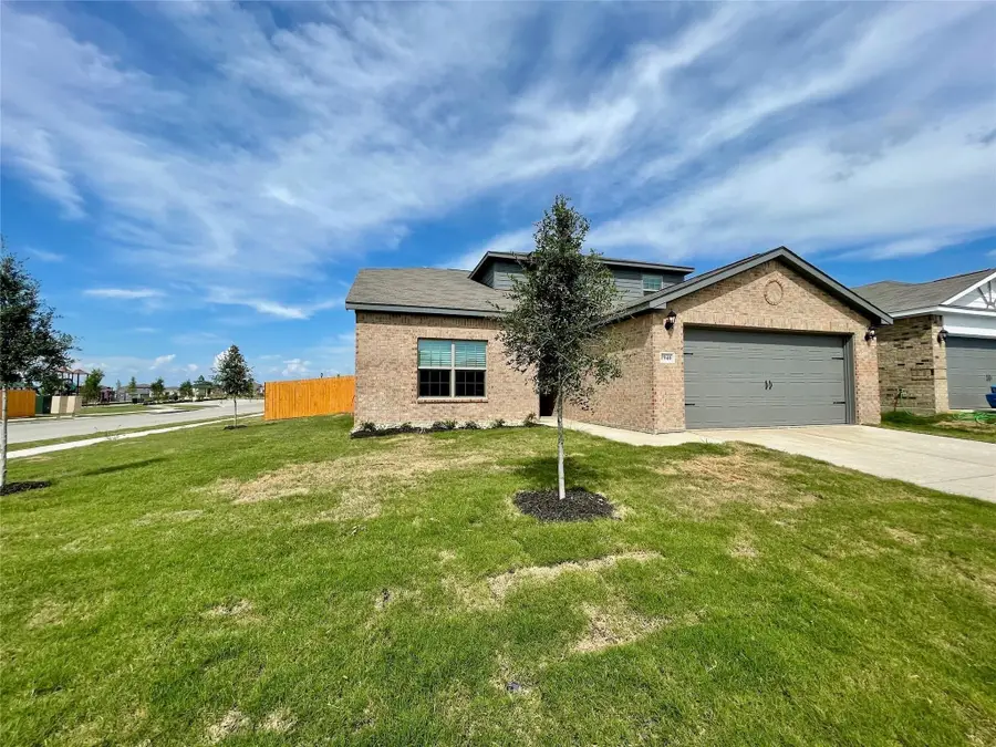 1946 Canterbury Drive, Seagoville, TX 75159 - Image #2