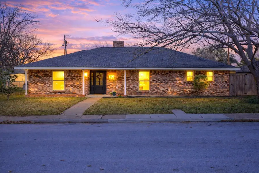 410 Hillcrest Drive, Midlothian, TX 76065 - Image #3