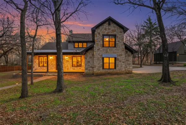 3806 Lakeshore Drive, Weatherford, TX 76087