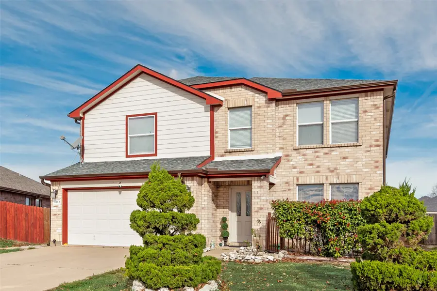 2012 Burnet Drive, Grand Prairie, TX 75052 - Image #2