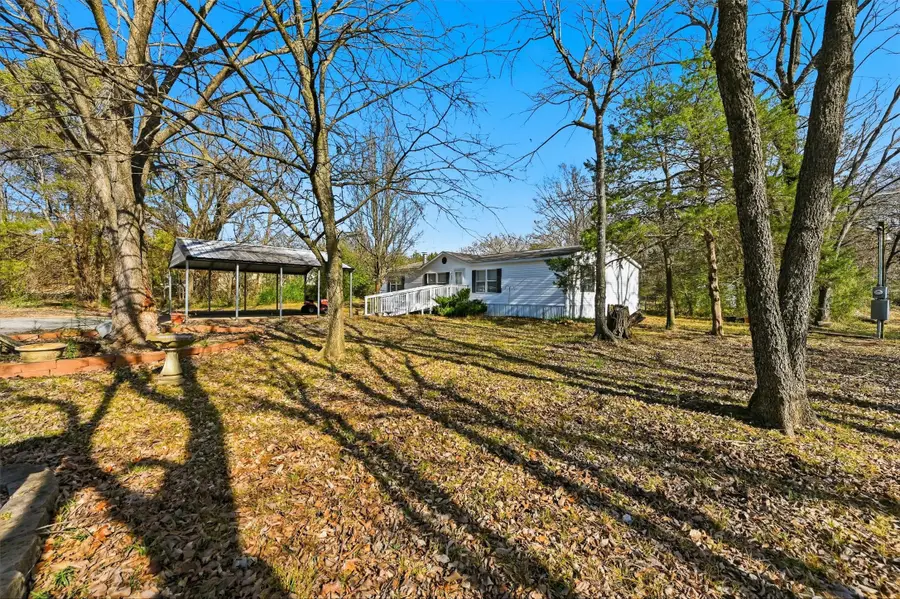 227 Sheryl Lane, Denison, TX 75021 - Image #2