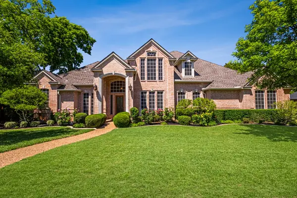 901 Canterbury Lane, Keller, TX 76248