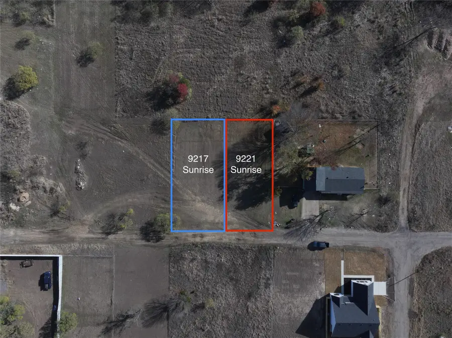 9217 Sunrise Drive, Fort Worth, TX 76134 - Image #2