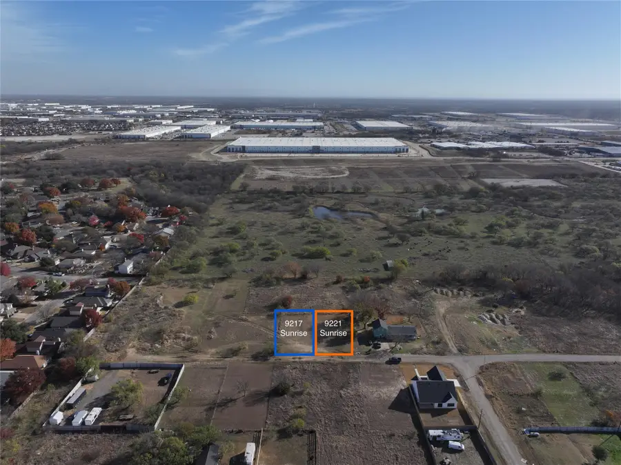 9217 Sunrise Drive, Fort Worth, TX 76134 - Image #3