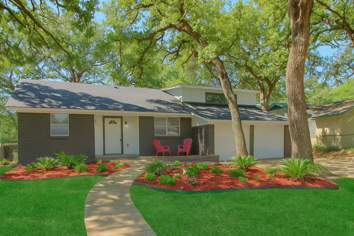 3508 Falcon Drive, Forest Hill, TX 76119 - #1