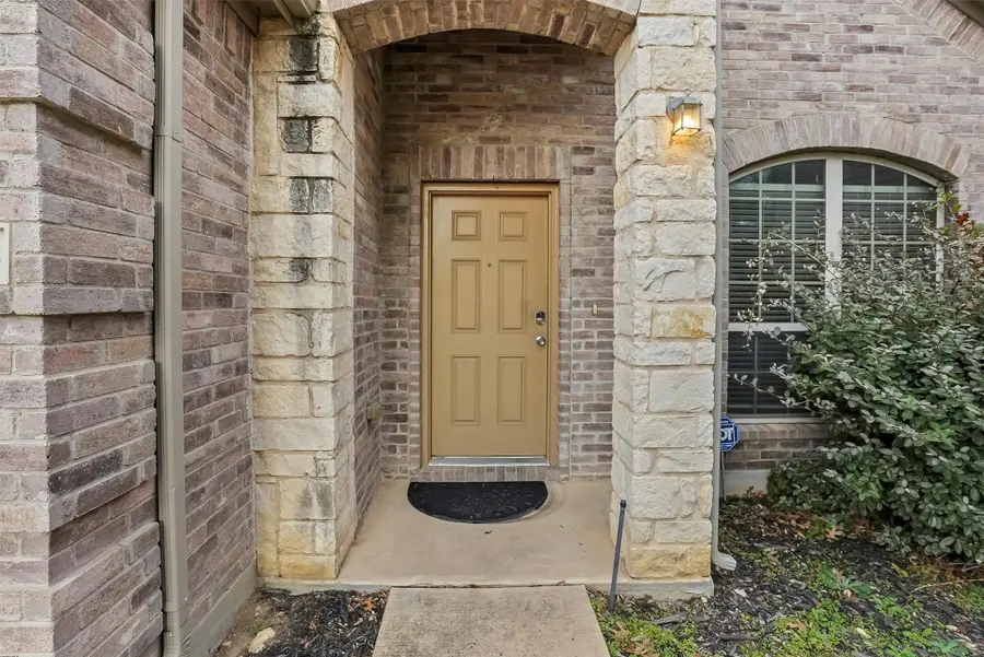 8828 Night Wind Lane, Fort Worth, TX 76244 - Image #3