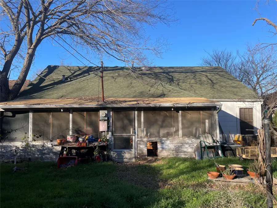 3909 Byers Avenue, Fort Worth, TX 76107 - Image #2