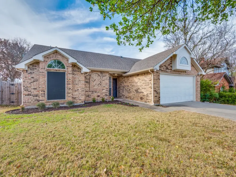 571 Dandelion Drive, Cedar Hill, TX 75104 - Image #2