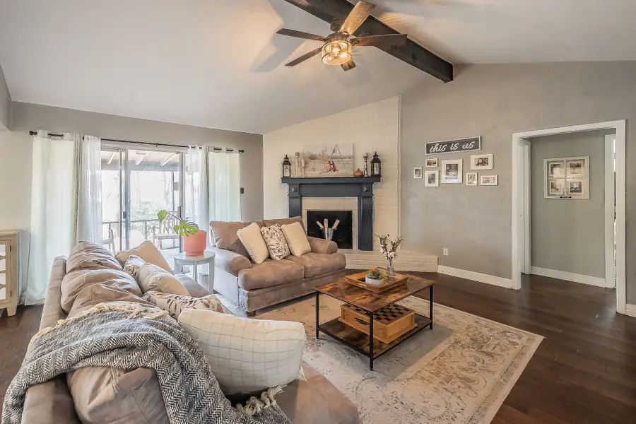 7625 Hightower Drive, North Richland Hills, TX 76182 - Image #3