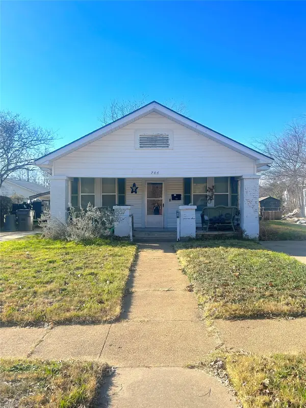 706 Virginia Street, Graham, TX 76450