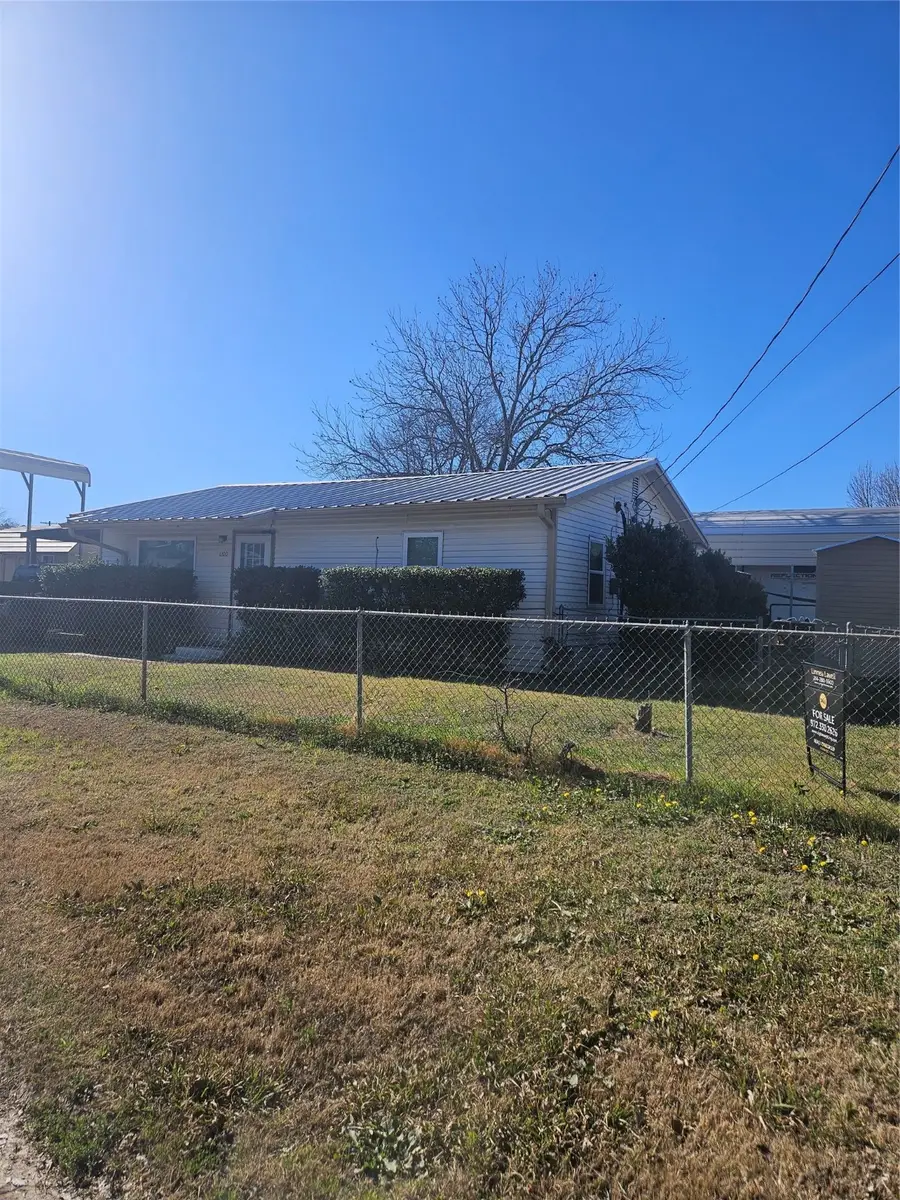 1200 SE 12th Avenue, Mineral Wells, TX 76067 - Image #3
