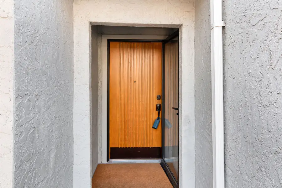 17490 Meandering Way #804, Dallas, TX 75252 - Image #3