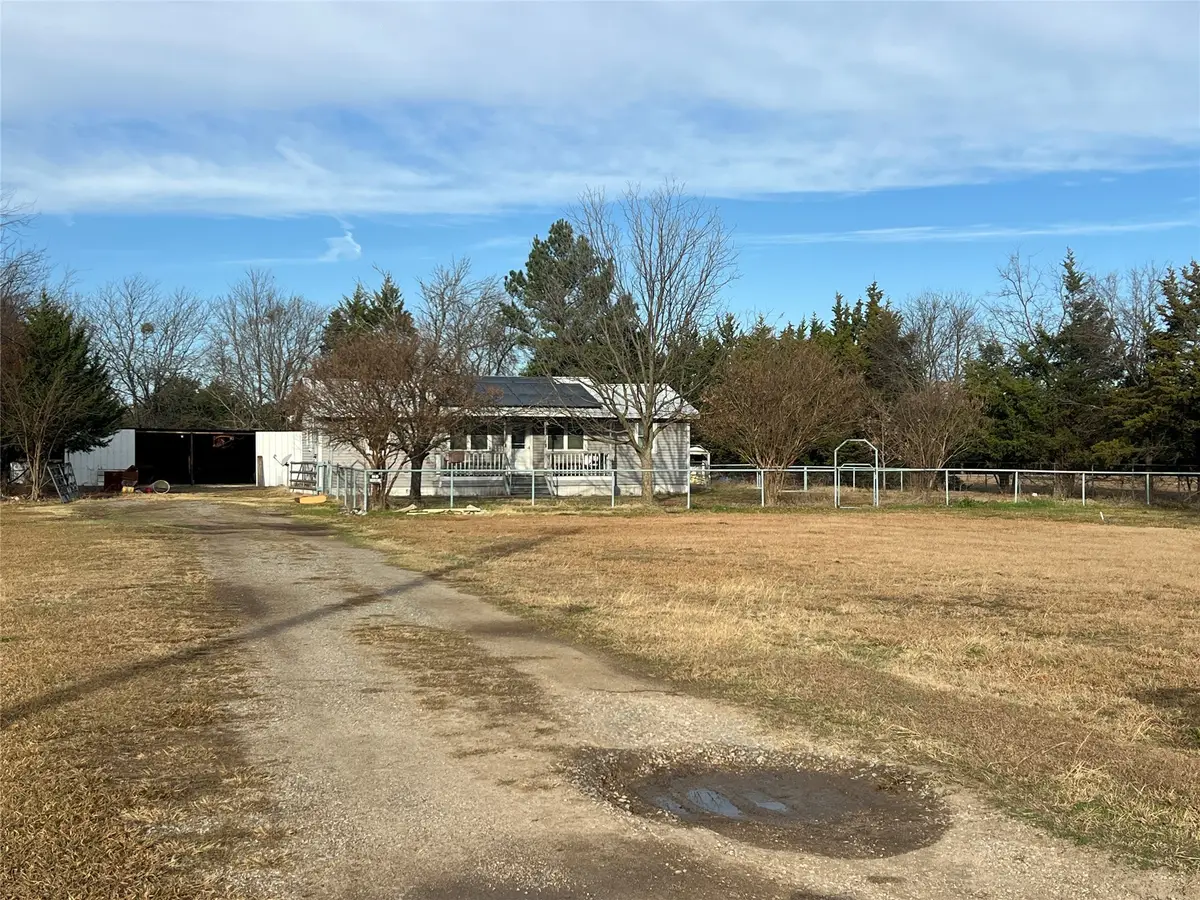 1335 N Washburn Road, Bells, TX 75414 - Image #1