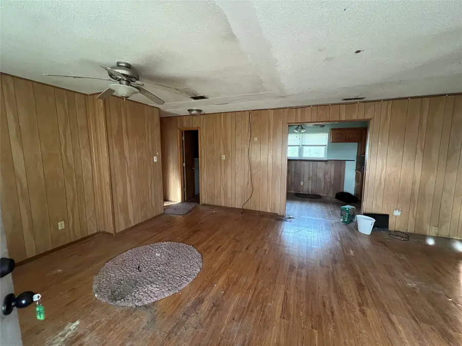 1335 N Washburn Road, Bells, TX 75414 - Image #3