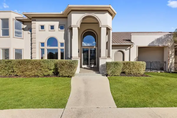 1202 Regents Park Court, DeSoto, TX 75115