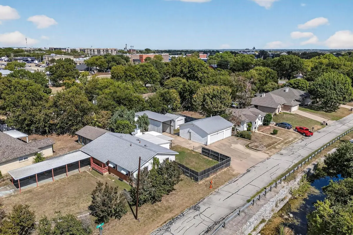 157 SE Tarrant Avenue, Burleson, TX 76028 - #1