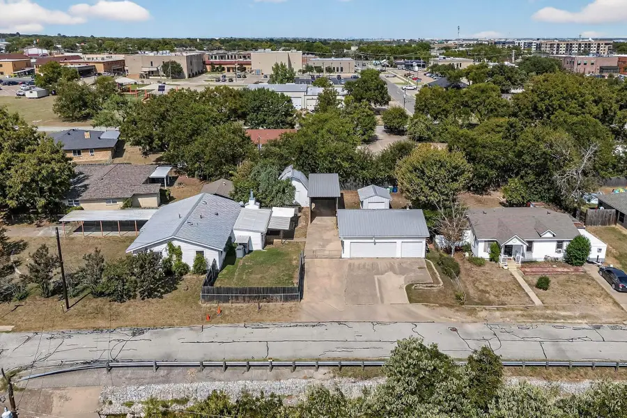 157 SE Tarrant Avenue, Burleson, TX 76028 - #2