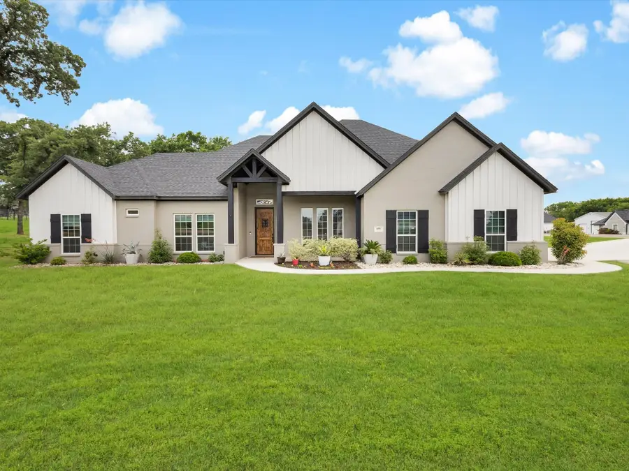 650 Winkler Way, Springtown, TX 76082 - #2