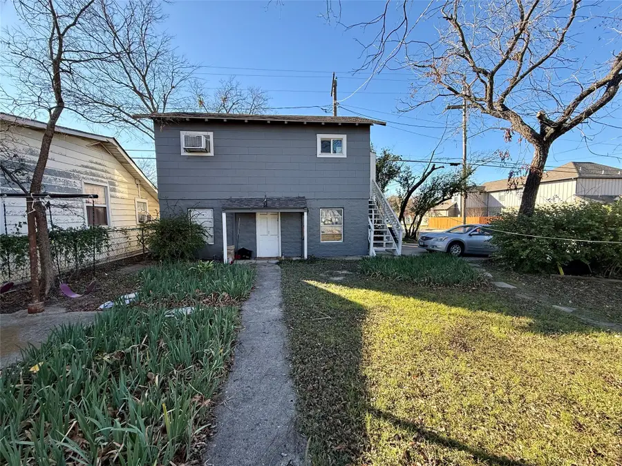 2600 Frazier Avenue, Fort Worth, TX 76110 - Image #2