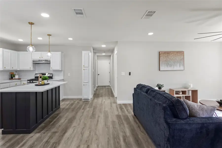 1703 Daniel Drive, Arlington, TX 76010 - Image #2