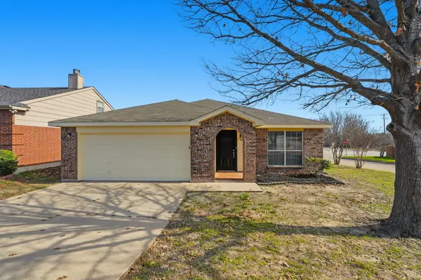 2717 Castro Lane, Fort Worth, TX 76108