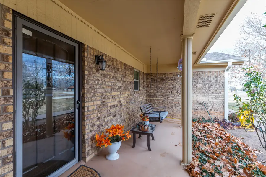 476 Scott Street, Tye, TX 79563 - #3