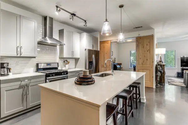5710 Mccommas Boulevard #103, Dallas, TX 75206