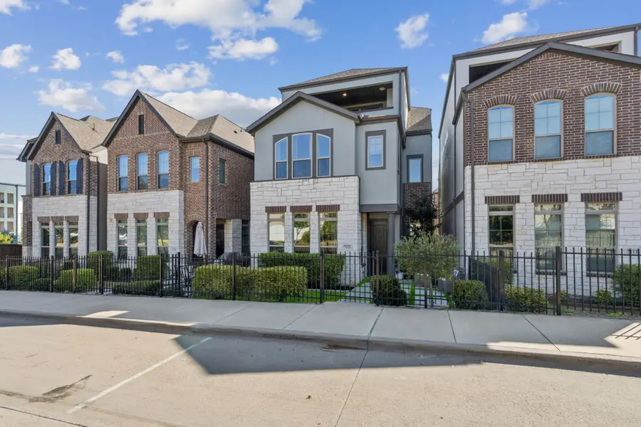 7121 Laurel Ridge, Dallas, TX 75231 - Image #3