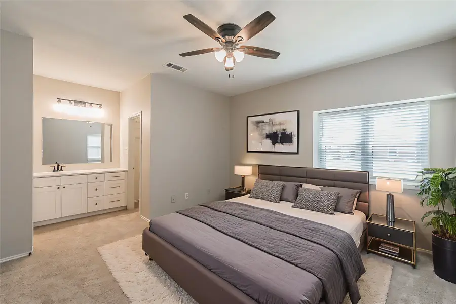 610 Canterbury Street, Euless, TX 76039 - Image #2