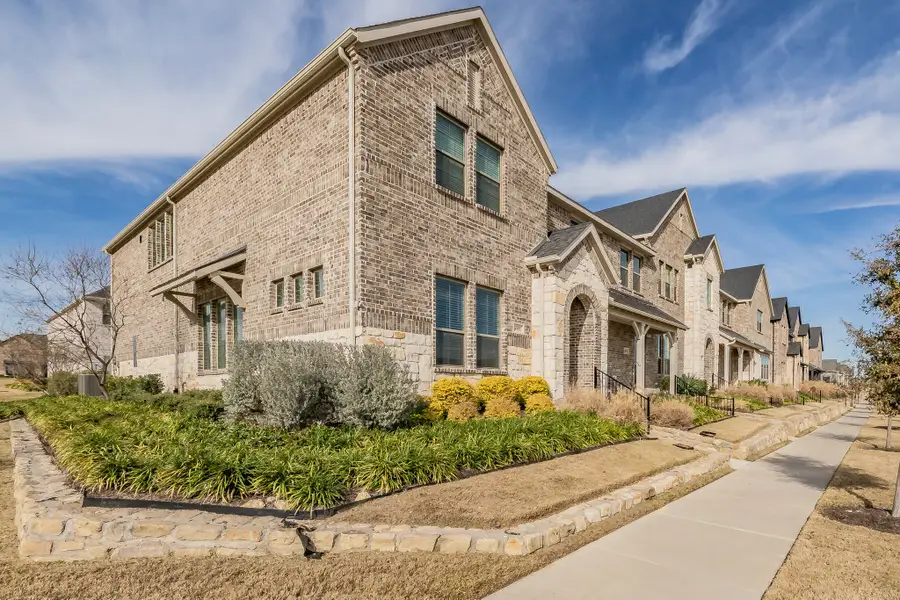 405 Matchbox Street, Argyle, TX 76226 - Image #3