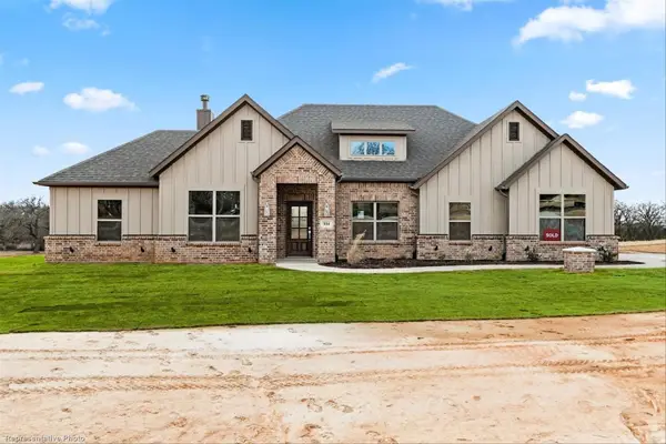 3001 Arabian Court, Springtown, TX 76082