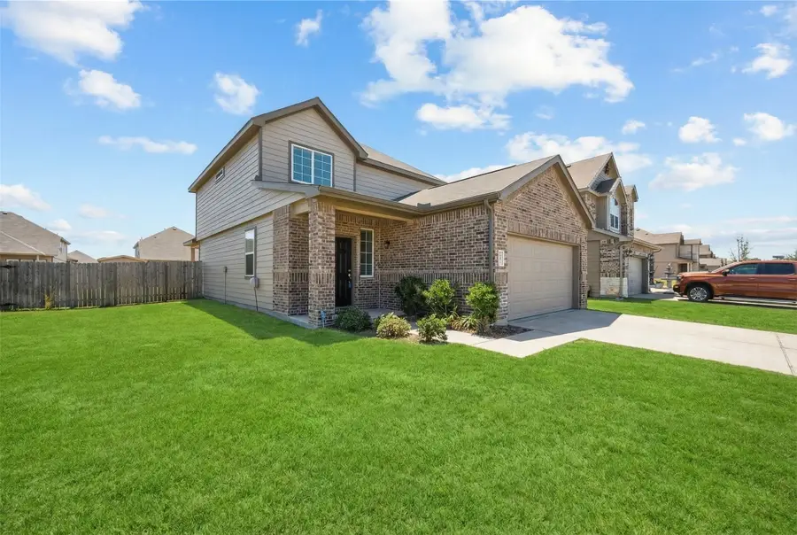 1405 Wentwood Drive, Desoto, TX 75115 - Image #2