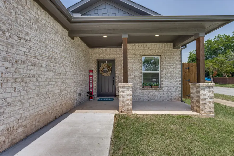901 W Owing Street, Denison, TX 75020 - Image #3