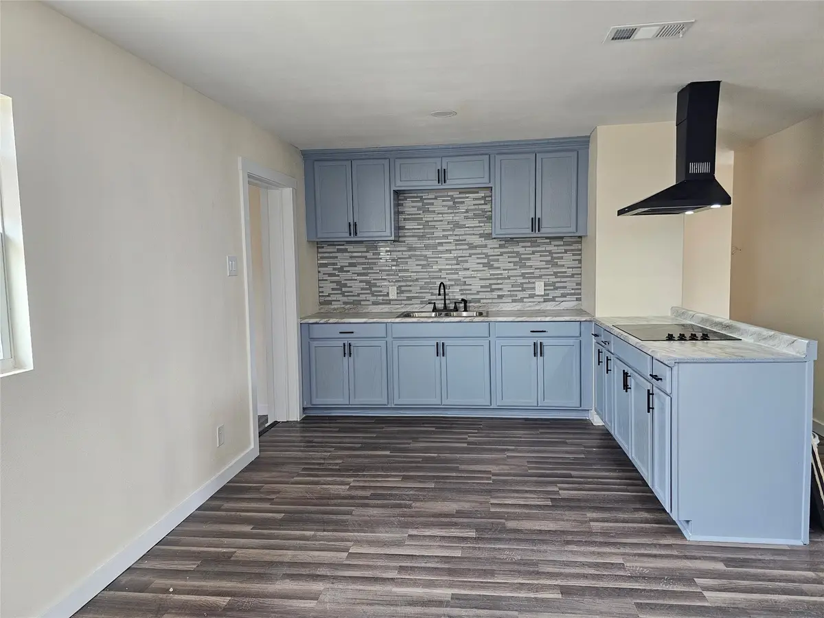 4317 Gram Lane, Bellmead, TX 76705 - #1