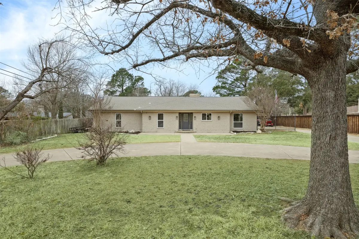 3419 Lakeridge Drive, Grapevine, TX 76051 - #1