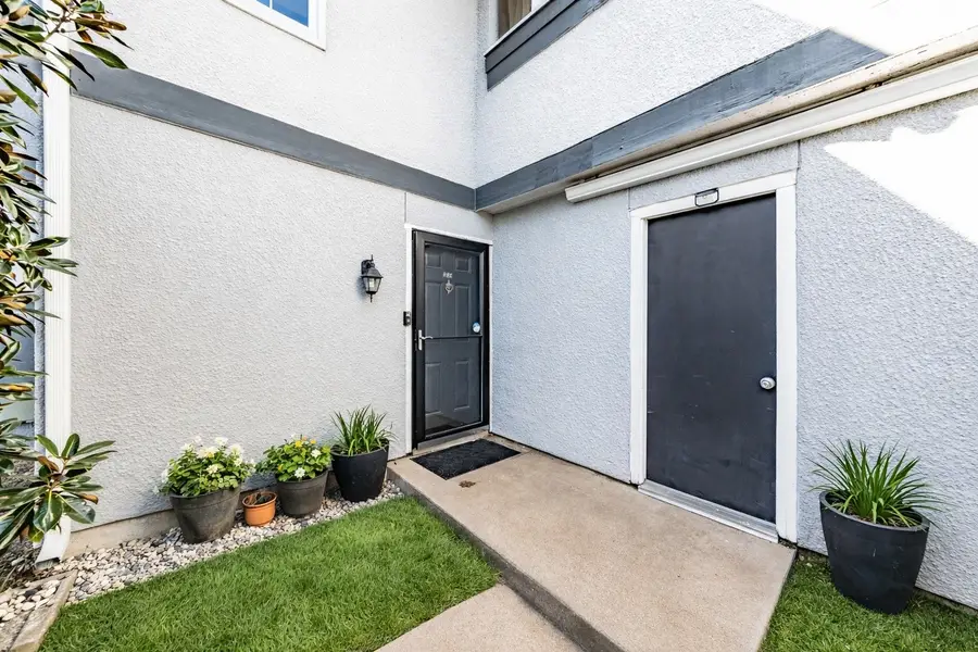 623 Ridgeline Drive, Hurst, TX 76053 - #3