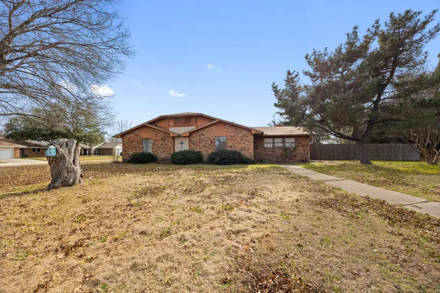 2736 Chebi Lane, Denton, TX 76209 - Image #2