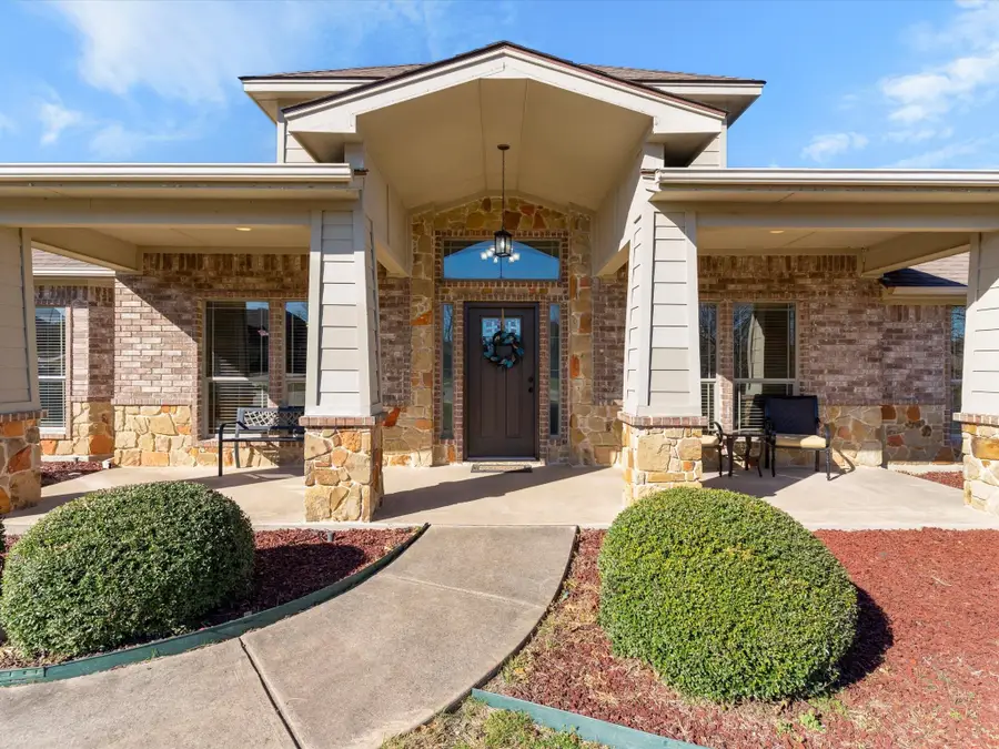 1311 Roe Helm Circle, Rhome, TX 76078 - Image #3