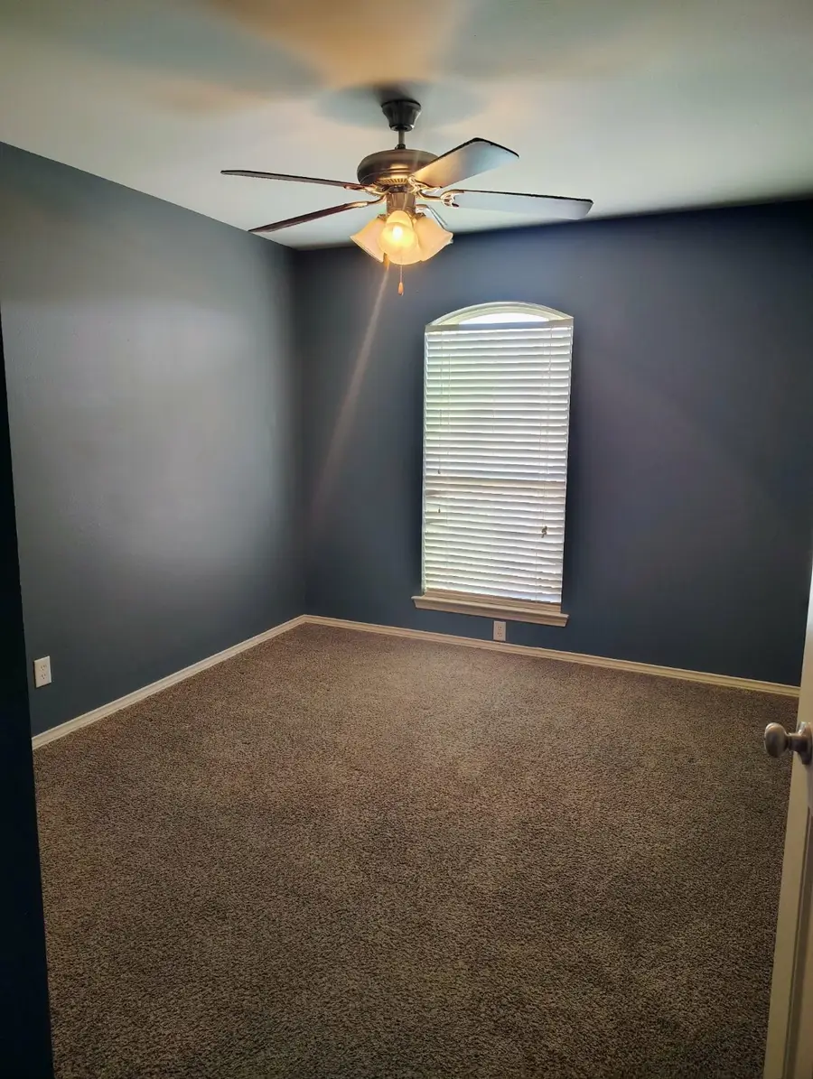 805 Fisher Street, San Angelo, TX 76901 - #2