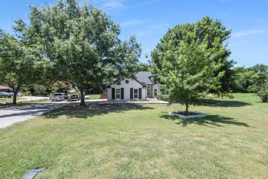 147 River Road, Decatur, TX 76234 - #2