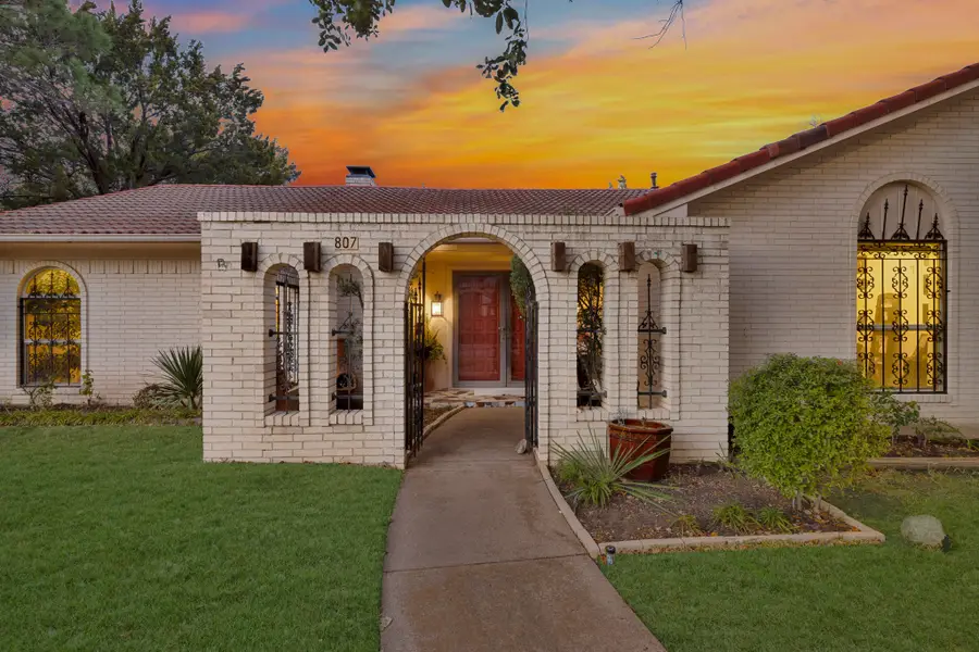 807 Middle Run, Duncanville, TX 75137 - Image #3